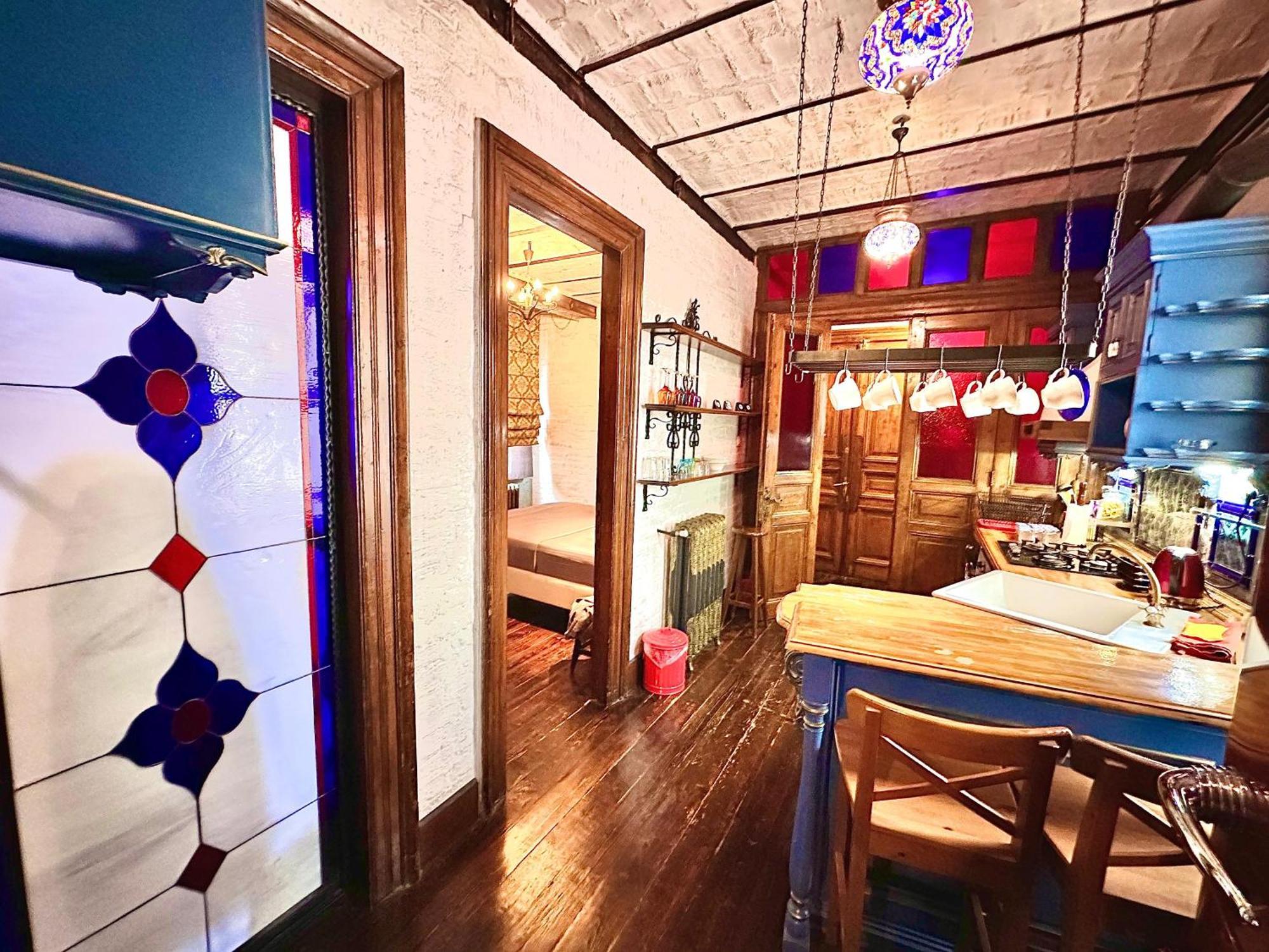 Hotel Taksim Pera Golden 3*